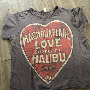 Magnolia Pearl Mauve Graphic Tee with Red Heart Logo